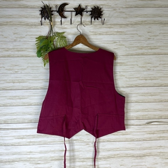 Vintage NWT Red Cotton Floral Embroidered Vest - Picture 5 of 5